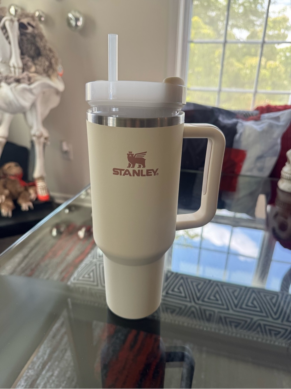 Stanley Quencher H20 Flowstate 40oz Tumbler in Cream